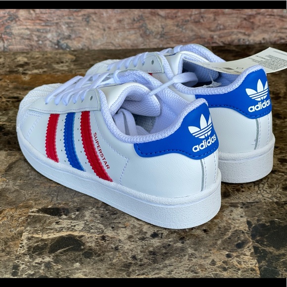 adidas Originals Little Kids Superstar sneakers - Picture 2 of 10